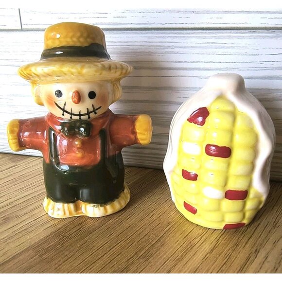 Scarecrow and Corn Mini Salt and Pepper Shakers, Fall Thanksgiving, NEW - Picture 1 of 10